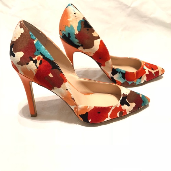 Charles David Shoes - Charles by Charles David Fabric Pump 7.5
